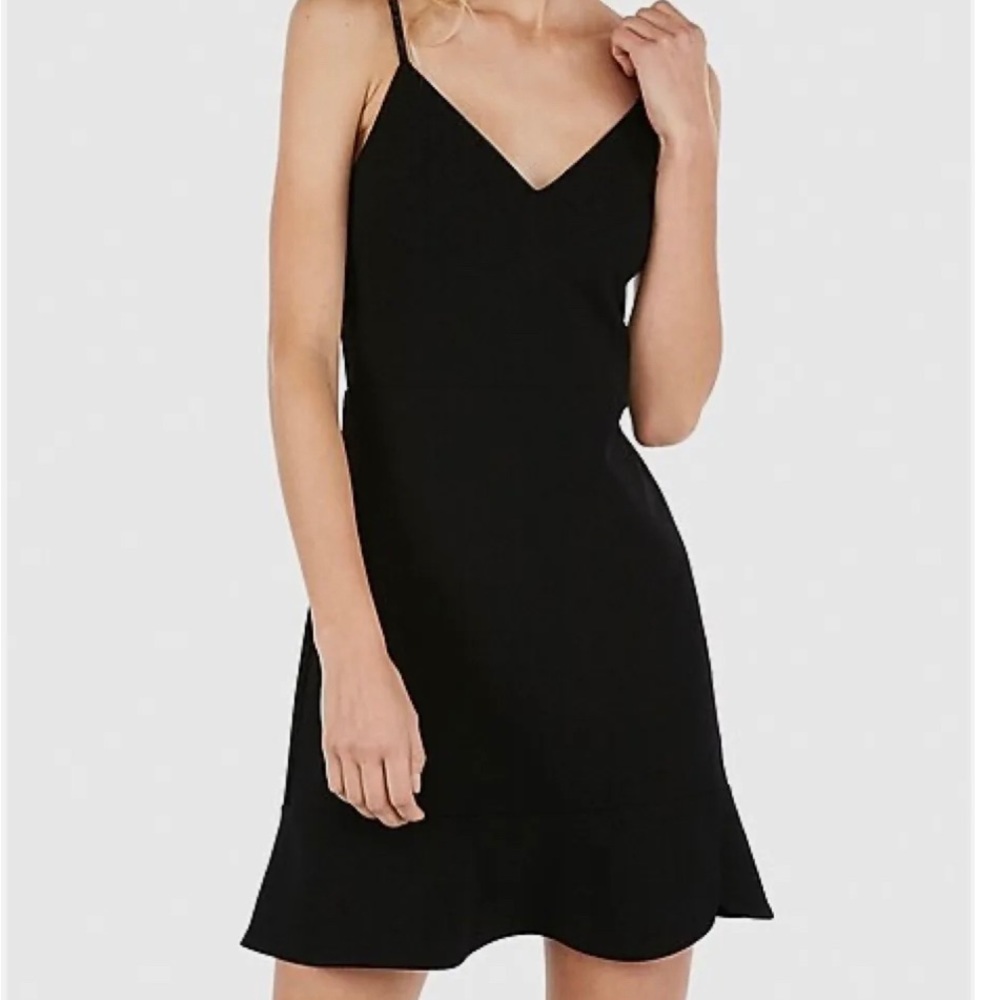 Express ruffle hem dress size Medium